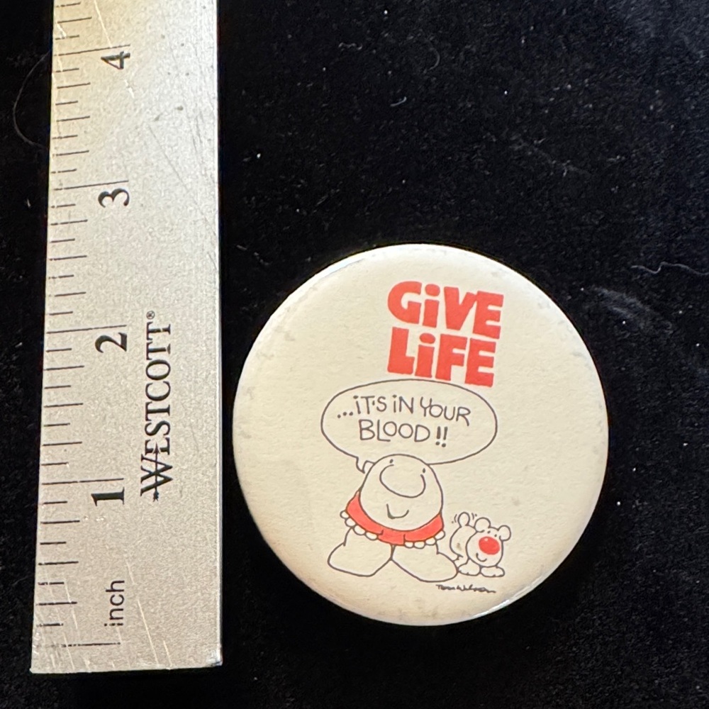 Give Life Button Pin